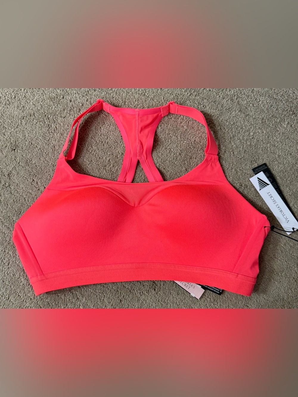 NWT Victoria’s Secret On Point Sports Bra 34C